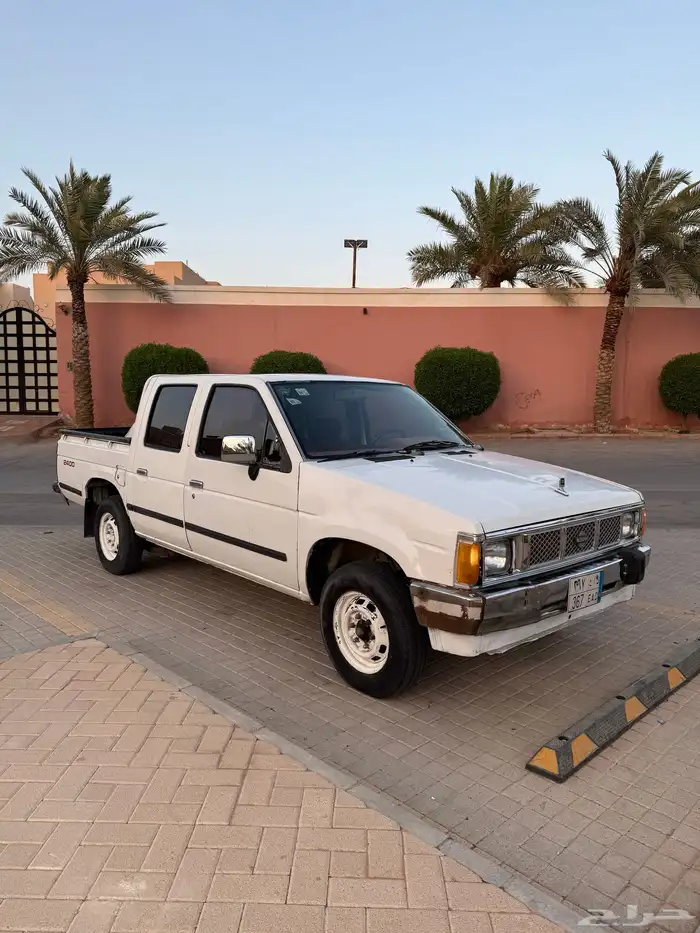 للبيع نيسان ددسن أوراق سارية 2