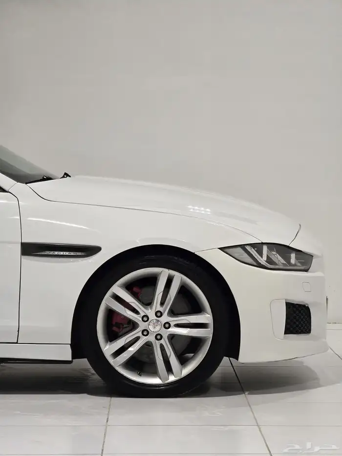 جاكور XE S سوبر تشارج موديل 2016 بحالة ممتازة 7