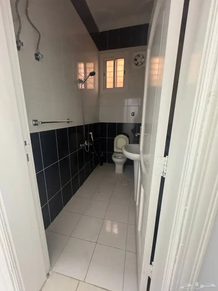 شقة للايجار نظيفة 13