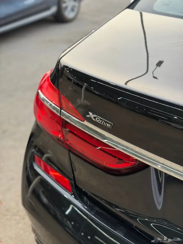 بي ام دبليو li750 موديل 2018 12