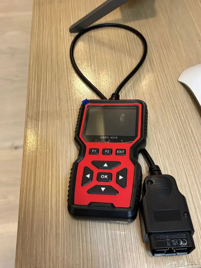 جهاز فحص اعطال السيارة OBD V519 5