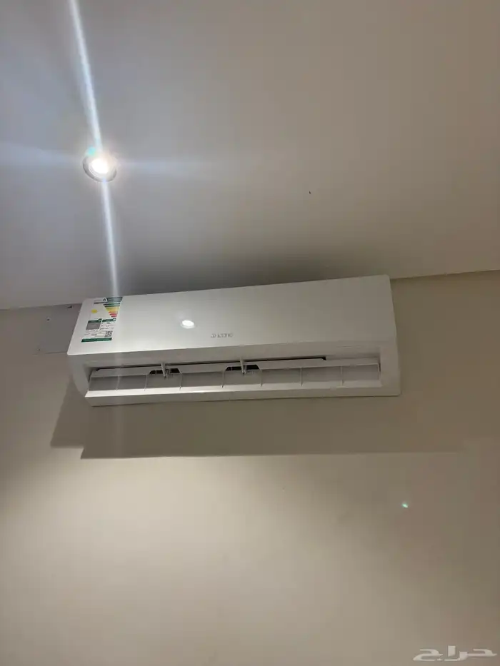 مكيف عدد 2 للبيع استخدام سنه جديده 1