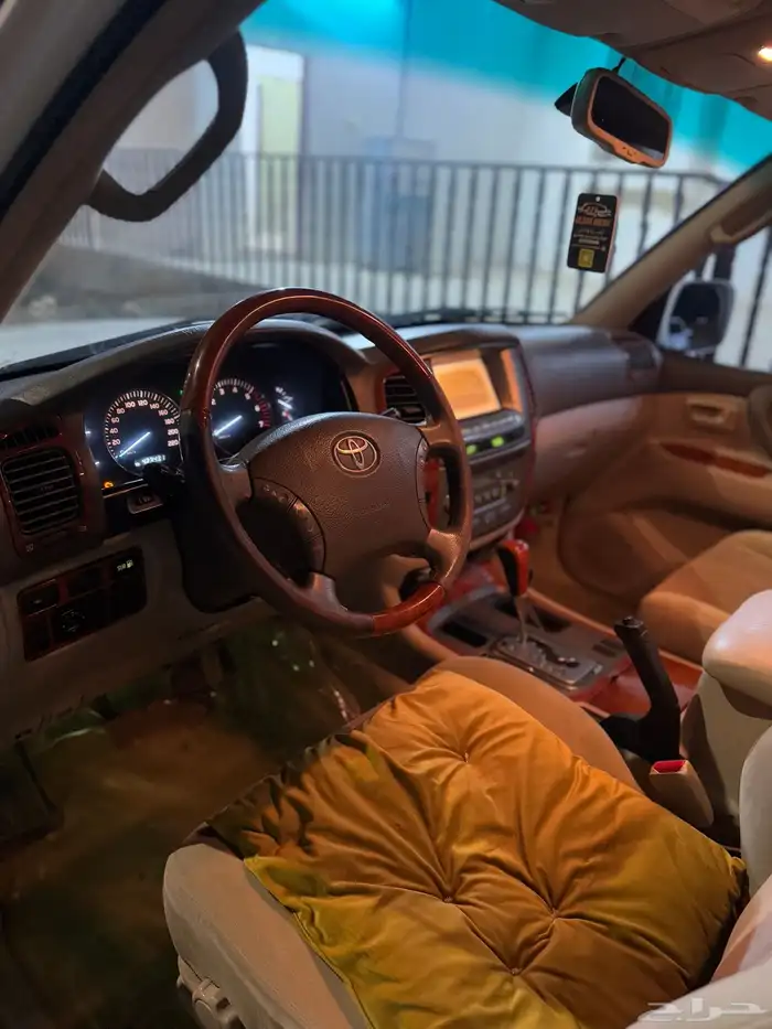 تايوتا لاندكروزر 2007 VXR V8 للبيع 12
