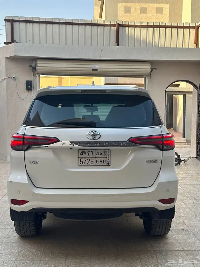 فورشنر 2021 ديزل 2800 فل 5