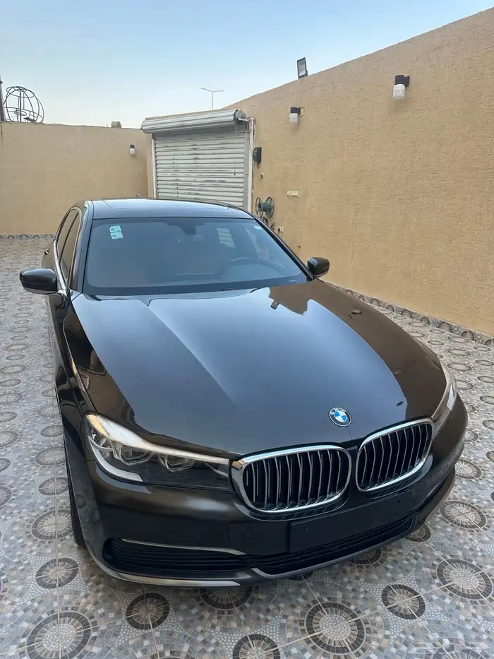 للبيع بي ام دبليو ممشى قليل 1