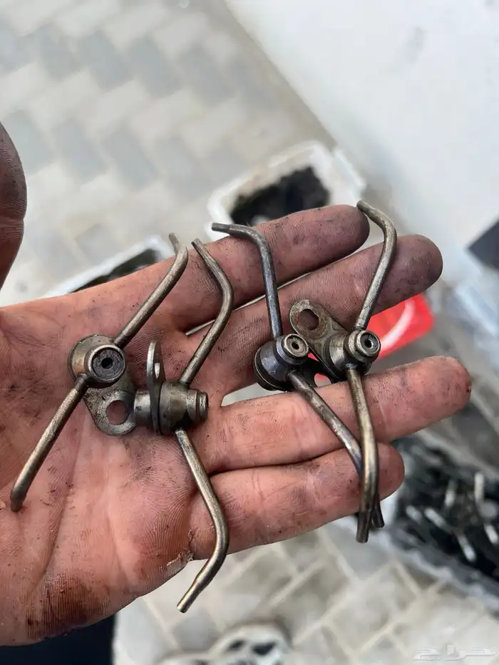 مرشات زيت 6.4 SRT السعر الوحده 250 ريال 0