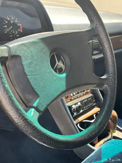مرسيدس 500 SL الجفالي 1984 index