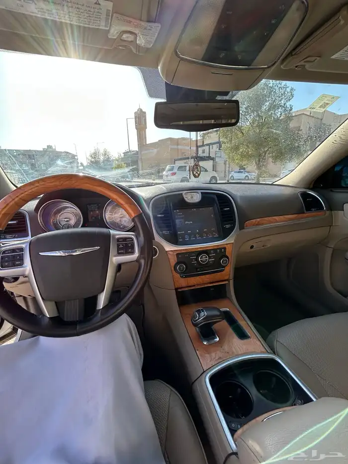 كرايسلر v6 نظيفة 8