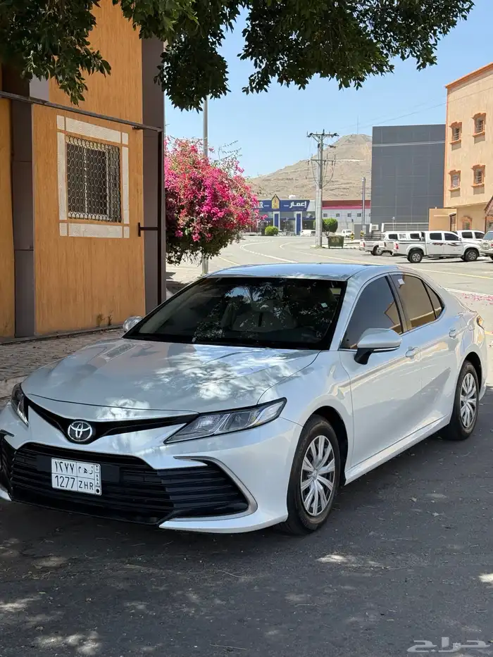 كامري 2022 ستاندر نظيفه ومشروطه 0