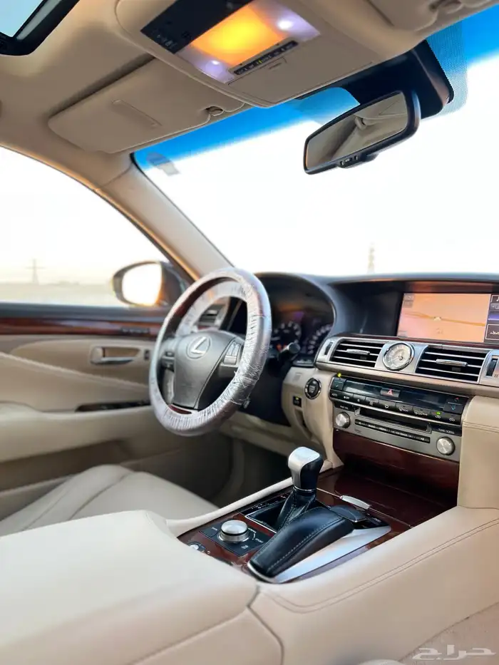 لكزس LS460 - 2013 قمة النظافة سعودي وكالة 40