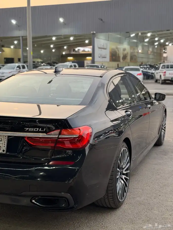 بي ام دبليو li750 موديل 2018 11