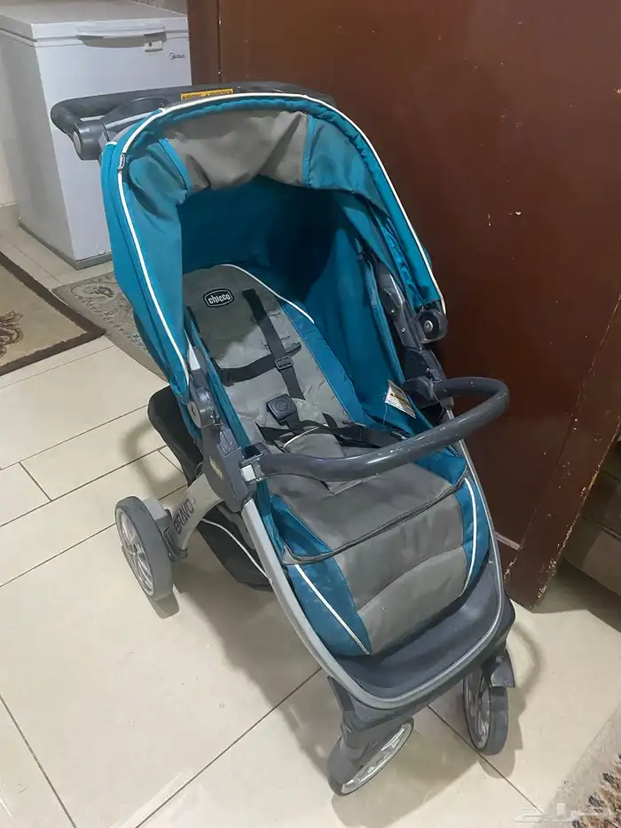 عربة أطفال   كار سيت شيكو (Chicco) بحالة ممتازة 0