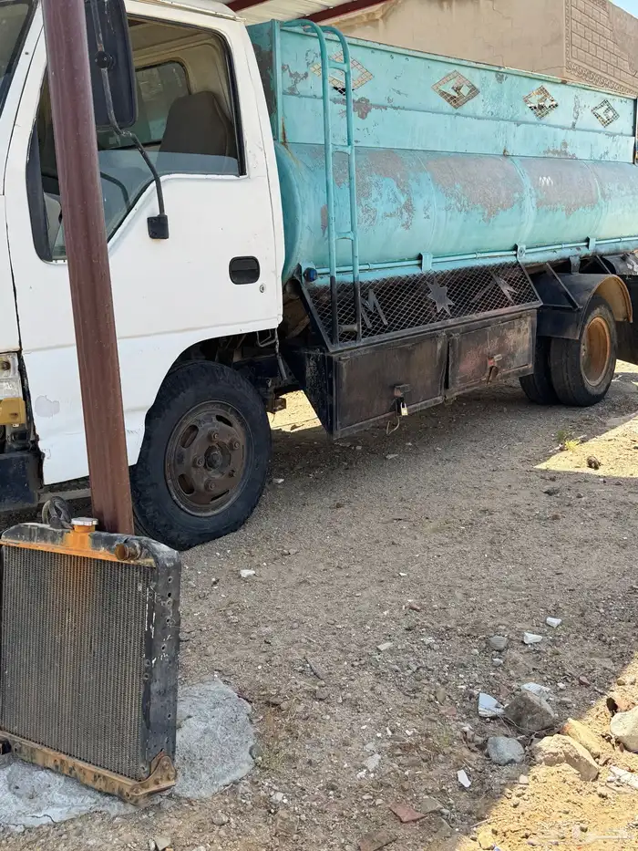 للبيع دينه ايسوزو موديل 97 نظيفه على شرط 2