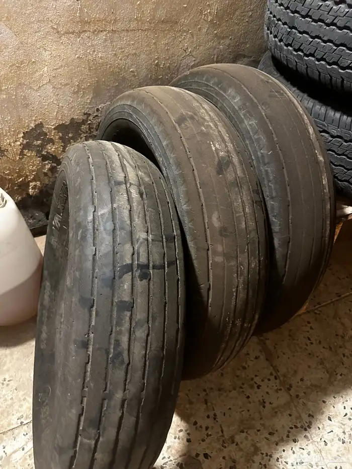 بوالين ماكسس حجم 900 يركب ع جنط 17 0