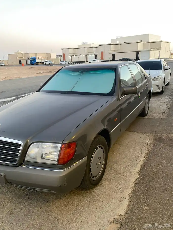 مرسيدس بنز SE 300 6
