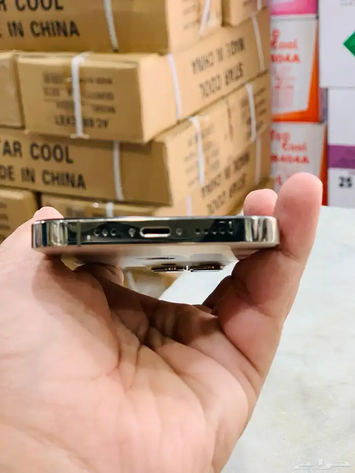 IPHONE 13 Pro For seal 3