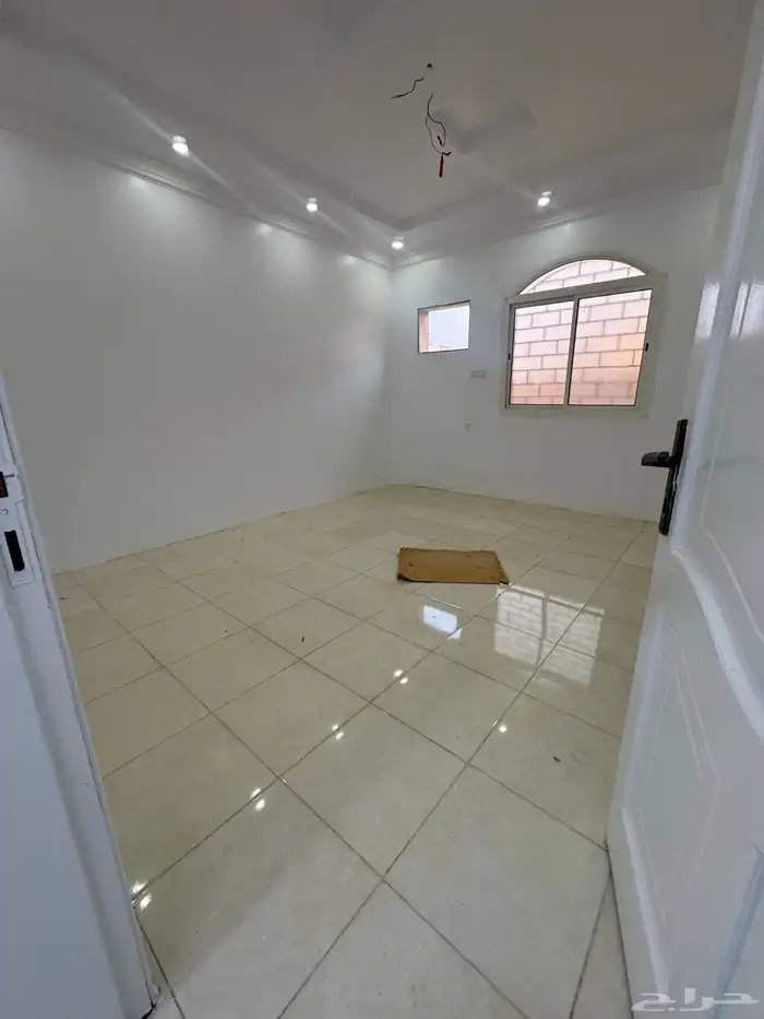 شقة للايجار نظيفة 2