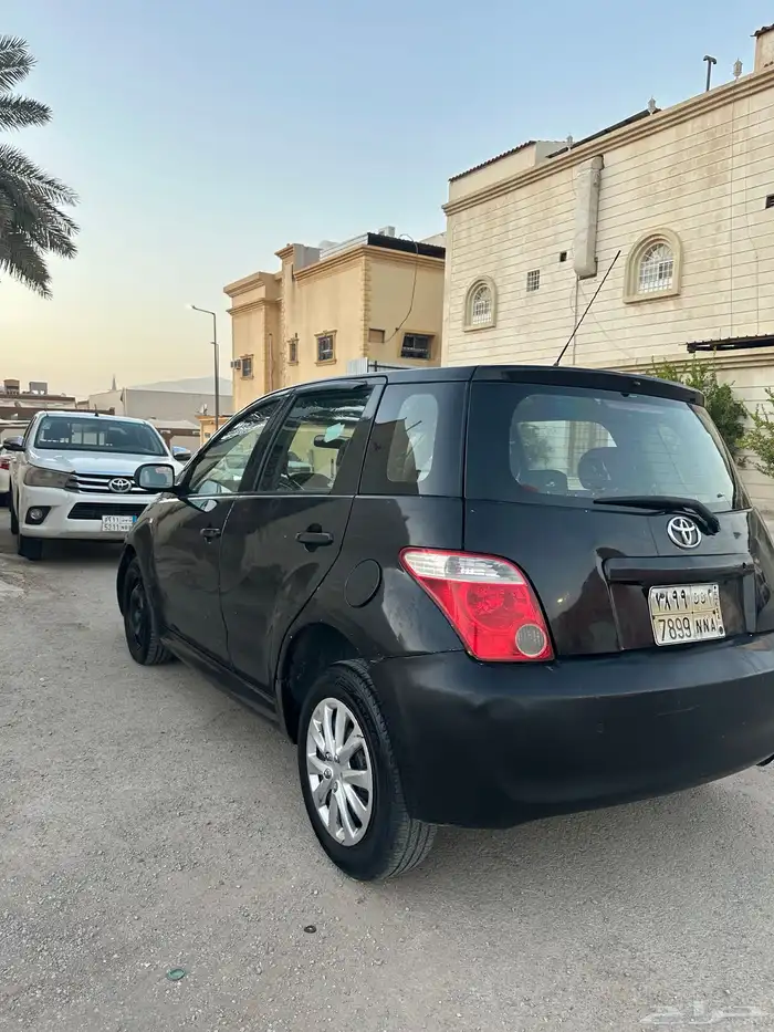 تويوتا هاتش باج نفس مكينة اليارس ويركب عليها قطع كورلا 3
