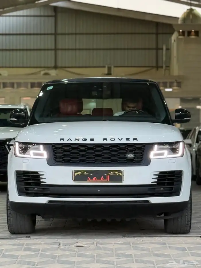 رنج روفر - 2020 - فوج - بسعر 109 الاف 4