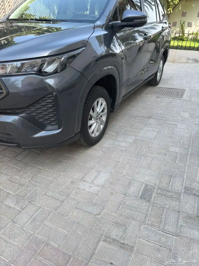 Toyota innova 1