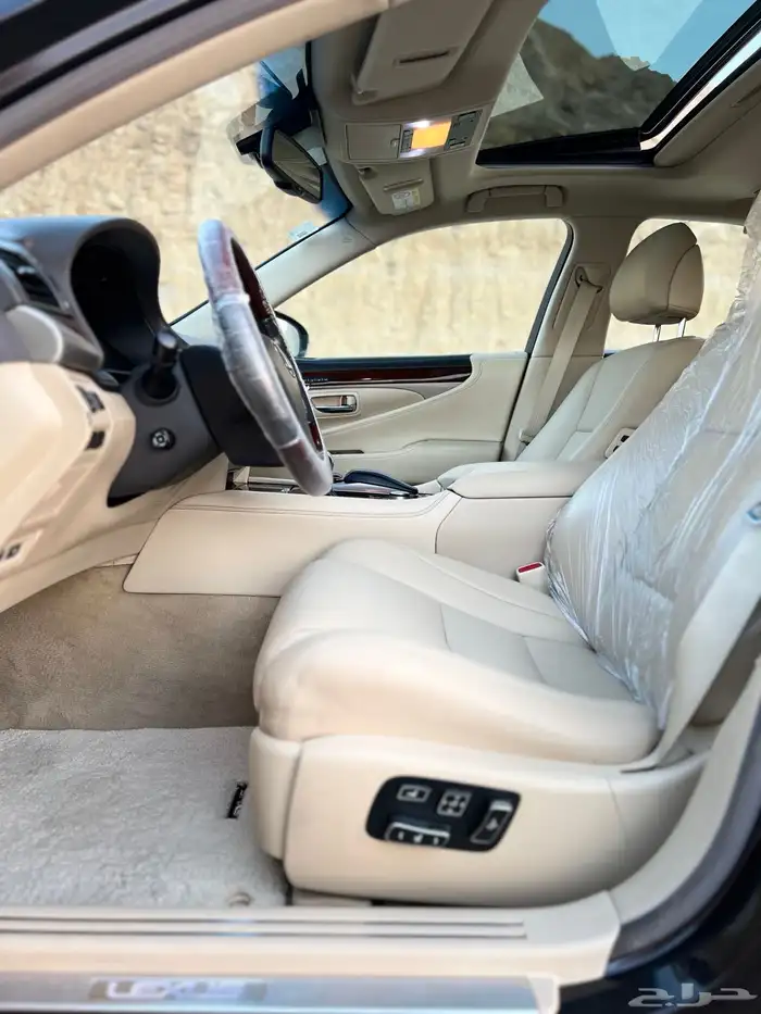 لكزس LS460 - 2013 قمة النظافة سعودي وكالة 26
