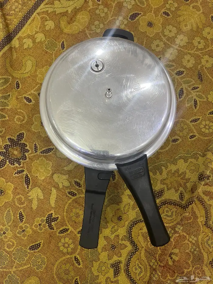 قدر ضغط هندي 0