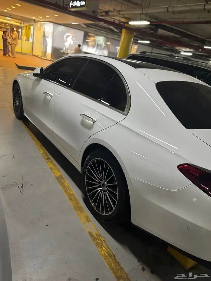 مرسيدس E class 2024 2