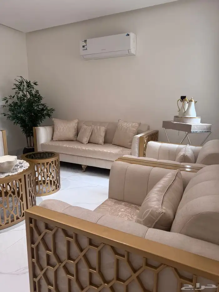 كنب مجلس جديد 5 قطع مع 3 طاولات 0