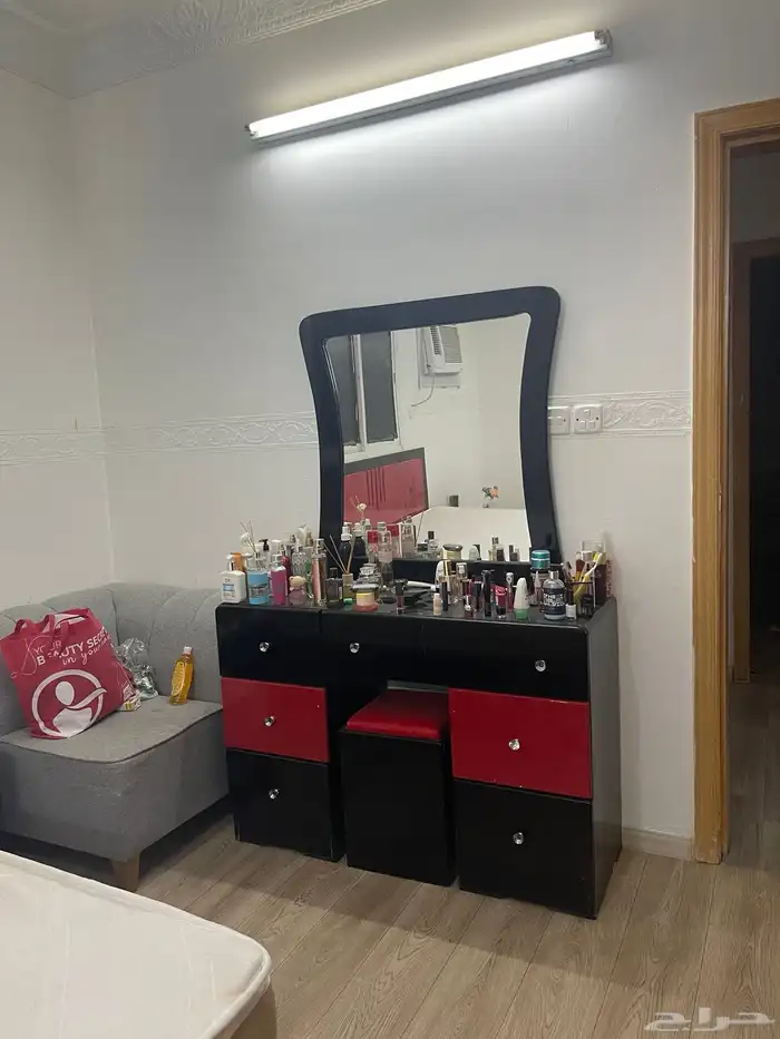 غرفه للبيع 0