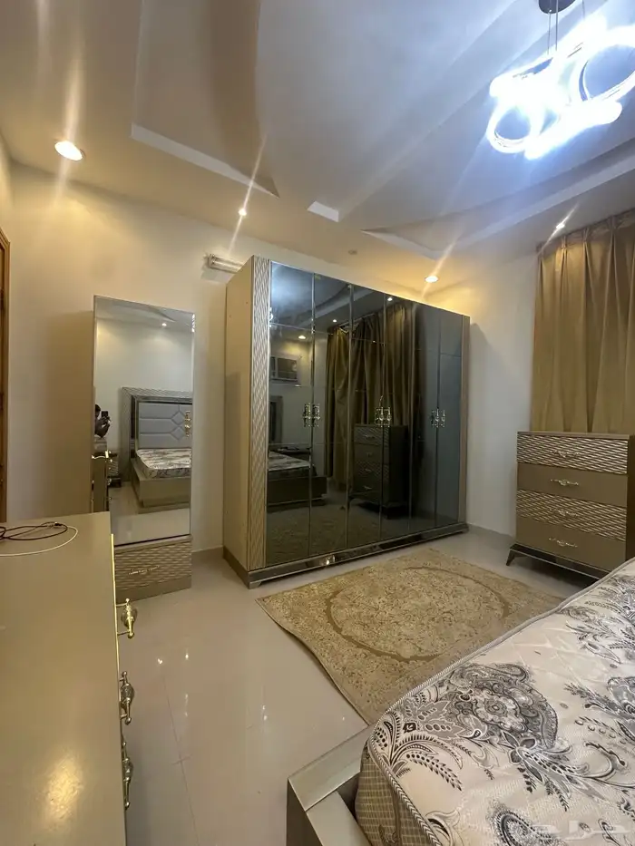 غرفة نوم. تركي. شبه جديد استخدام. شهر فاتورة الشرا 12الف 2