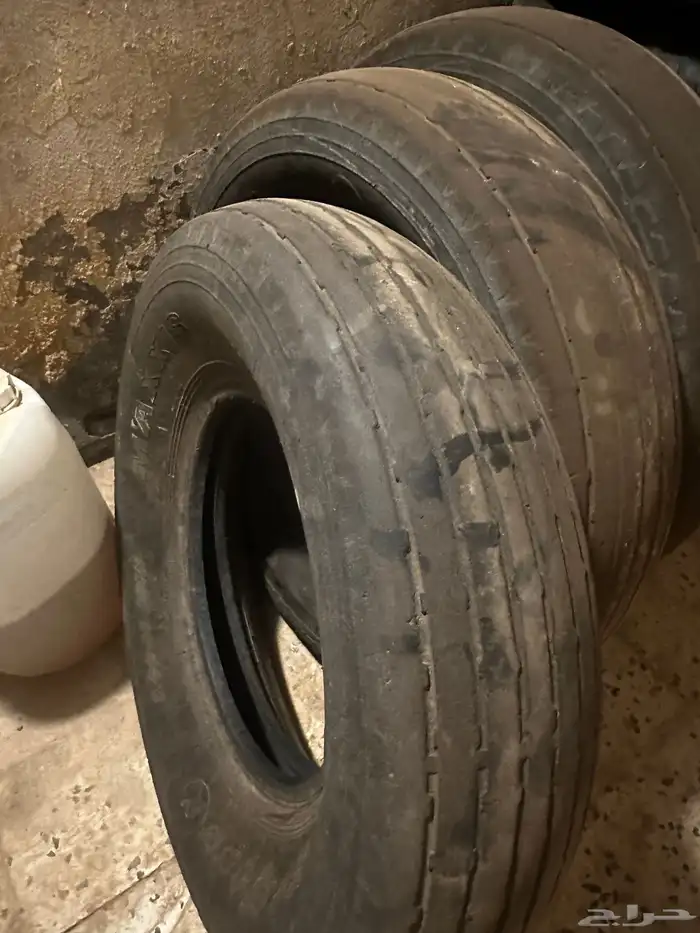 بوالين ماكسس حجم 900 يركب ع جنط 17 2