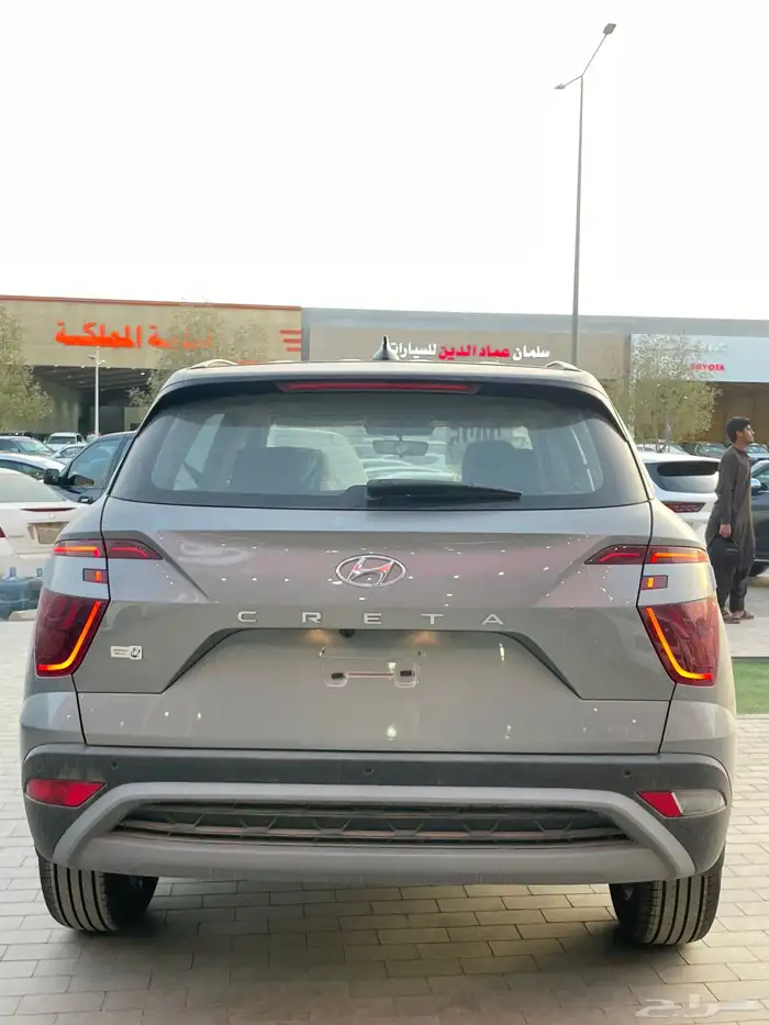 هونداي كريتا2025 كمفورت فتحه سقف بانوراما خليجي(بنزين)1.5L 6