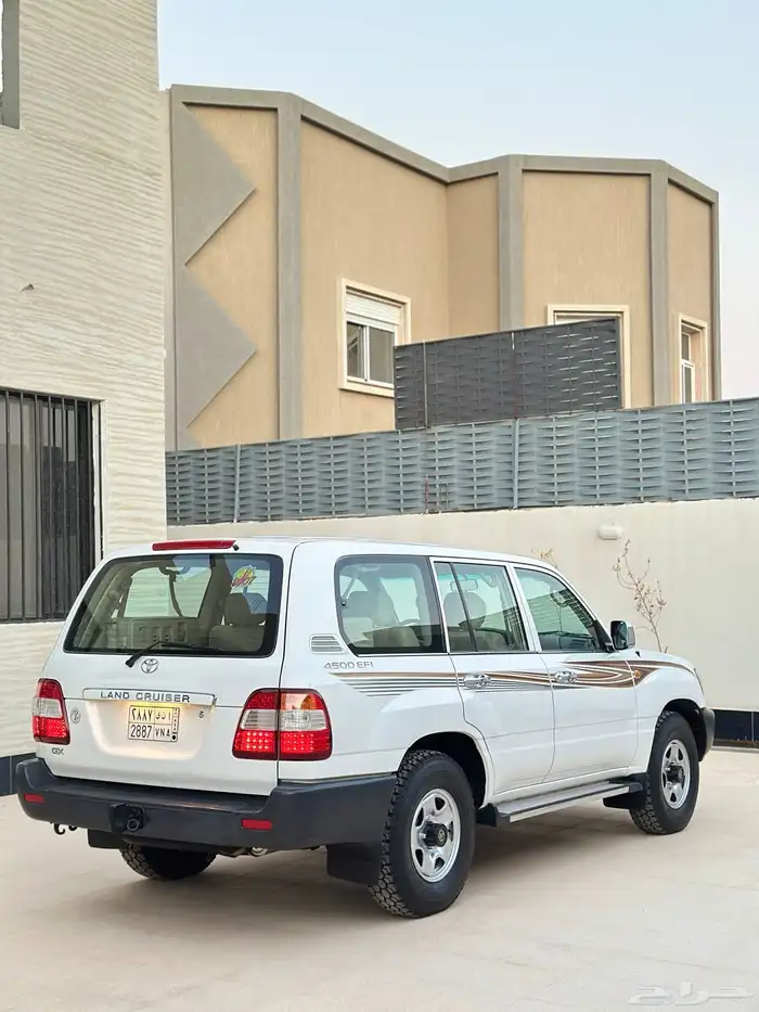 ( تم البيع ) لاندكروزر 2007 GX ال يحيى نظيف 15