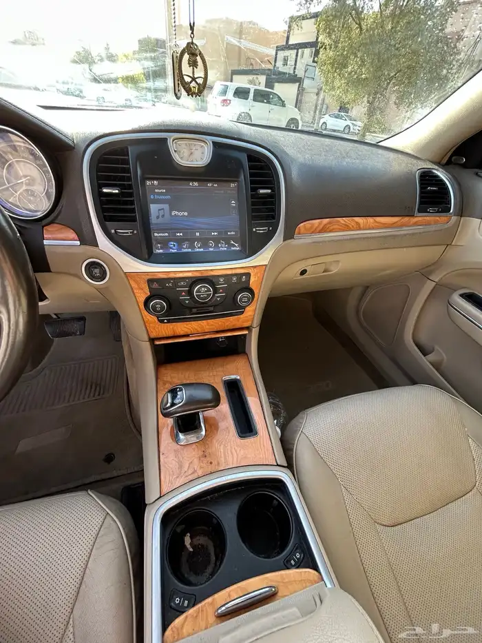 كرايسلر v6 نظيفة 12