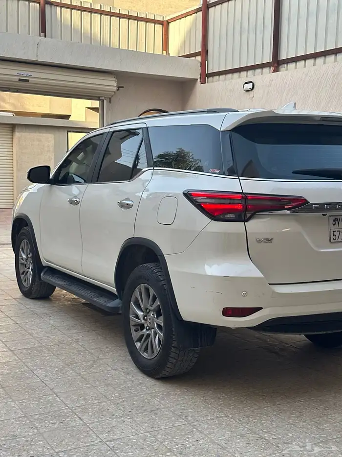 فورشنر 2021 ديزل 2800 فل 7