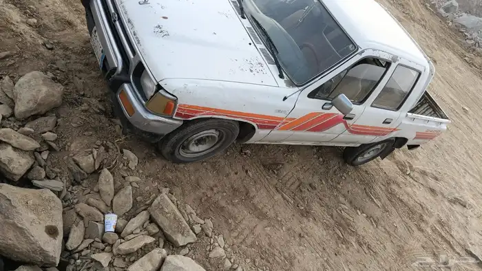 هايلوكس غمارتين GL مفحوص ومجدد بدي بلد 3