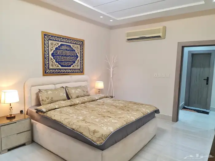 شقة للايجار حي اشبيليا 5