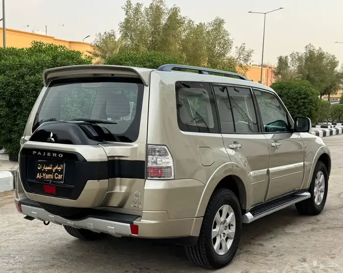 ميتسوبيشي باجيرو 2020 GLS بدي وكاله 7
