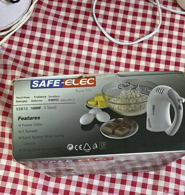 مضرب كهرباىي يدوي بكرتونها نظيفة 1