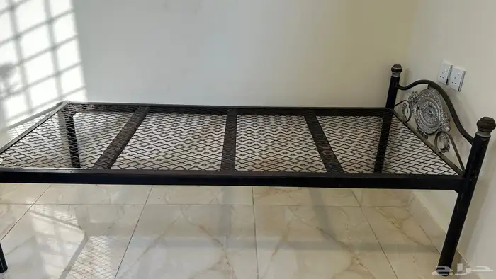 كرسي حديد نفر 0