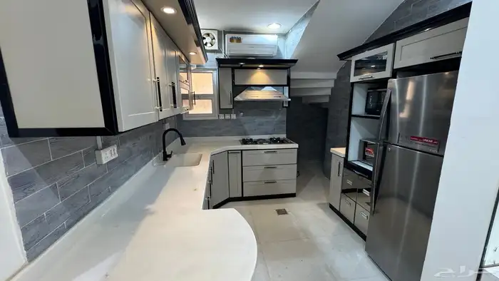 شقة بنت هاوس للايجار لبن الشرقي 8