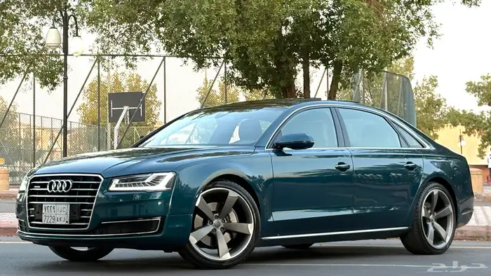 اودي A8L 2016 ( لون مميز ) 1