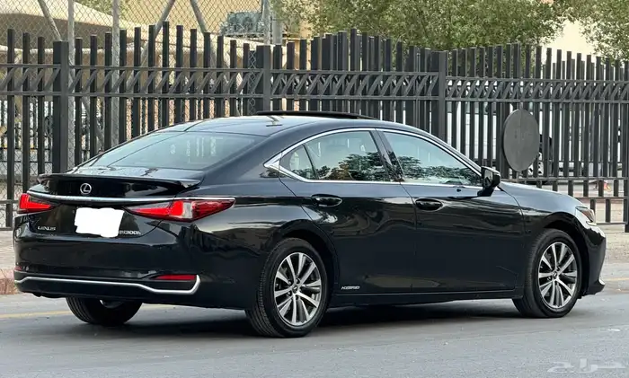 لكزس ES300h 2021 ممشى 80 الف فقط 2