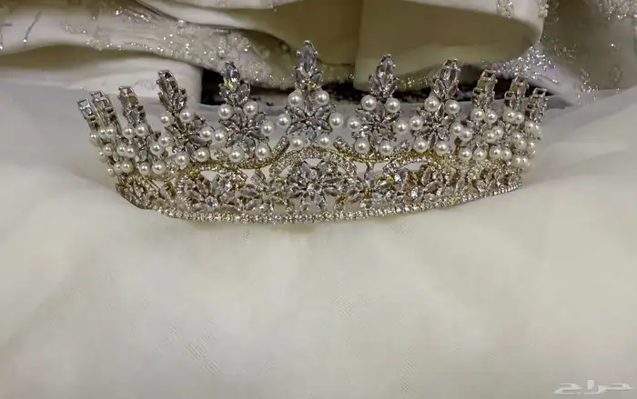 فستان زفاف راقي للبيع 3