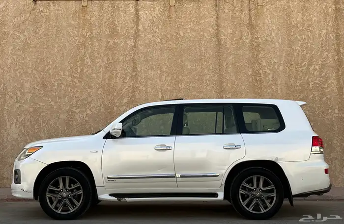 لكزس LX570. 2010 4
