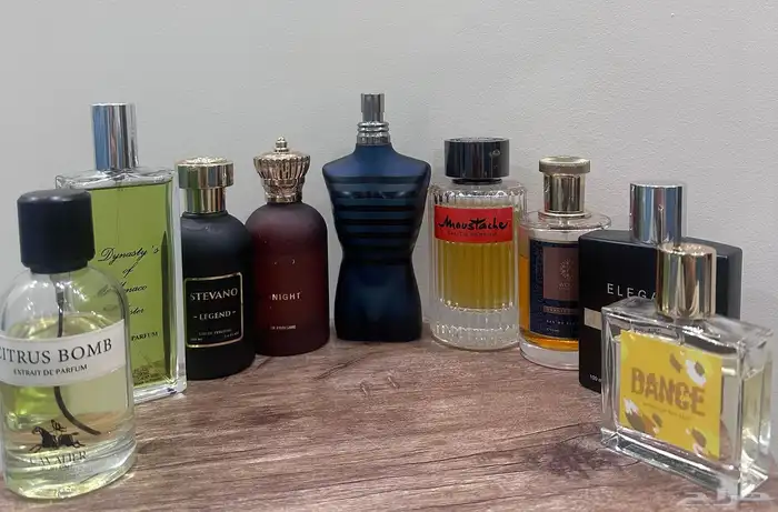 مجموعة عطور او عطر للبيع 0