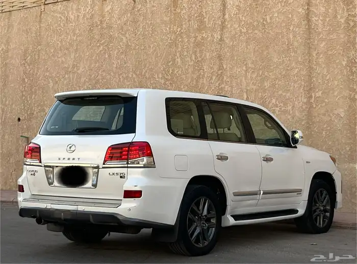 لكزس LX570. 2010 7