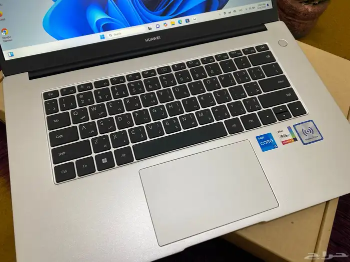 لابتوب هواوى شبه الجديد المواصفات بالوصف 15