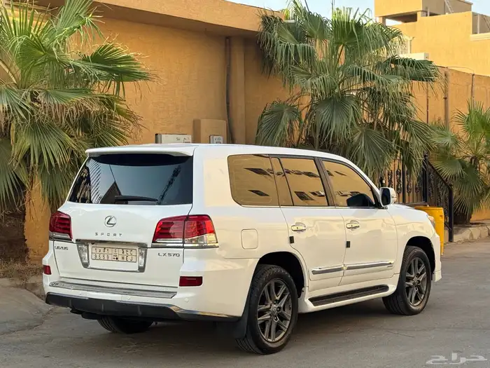 لكزس LX570 2010 مرهم 2015 11