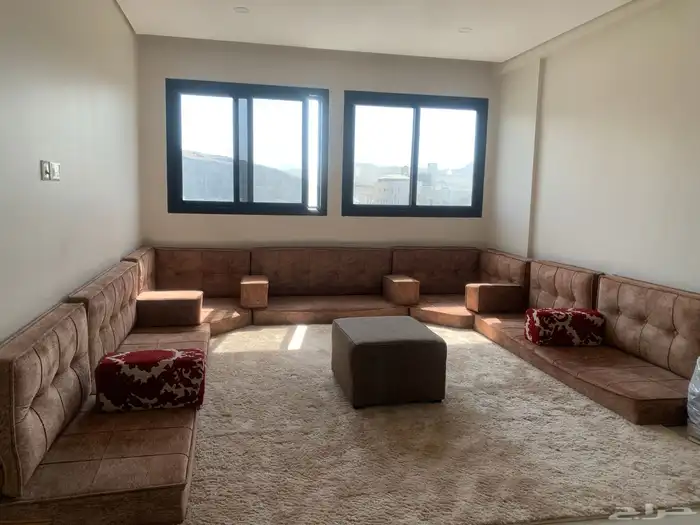 اثاث بيت كل شي فيه منه جديد وشبه جديد ومستعمل 16